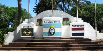 hito tres fronteras iguazu falls